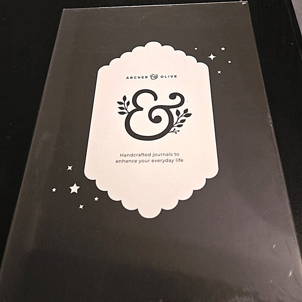 Archer and Olive Nostalgia Dot Grid Notebook NEW - Picture 3 of 4